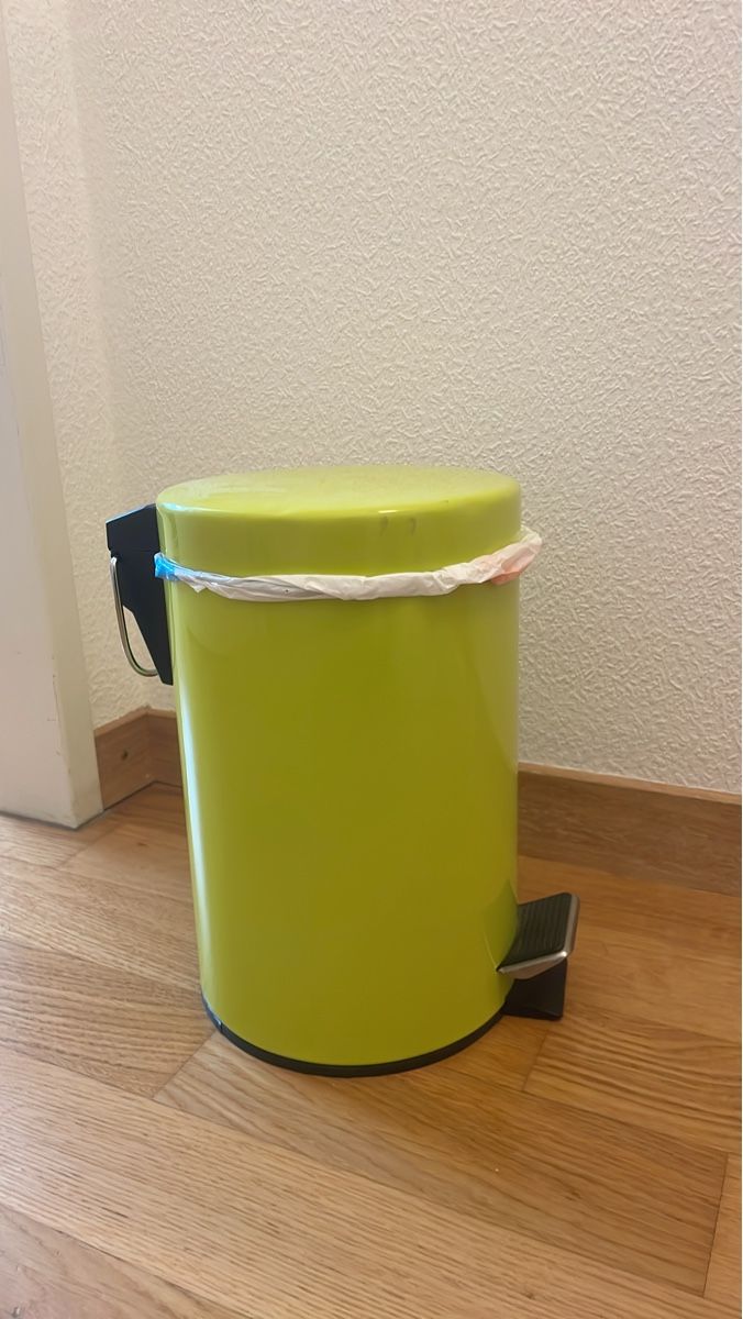 Ikea Cestini per rifiuti: Green Trash Can – Usato da Genève venduto da mon_x6bb