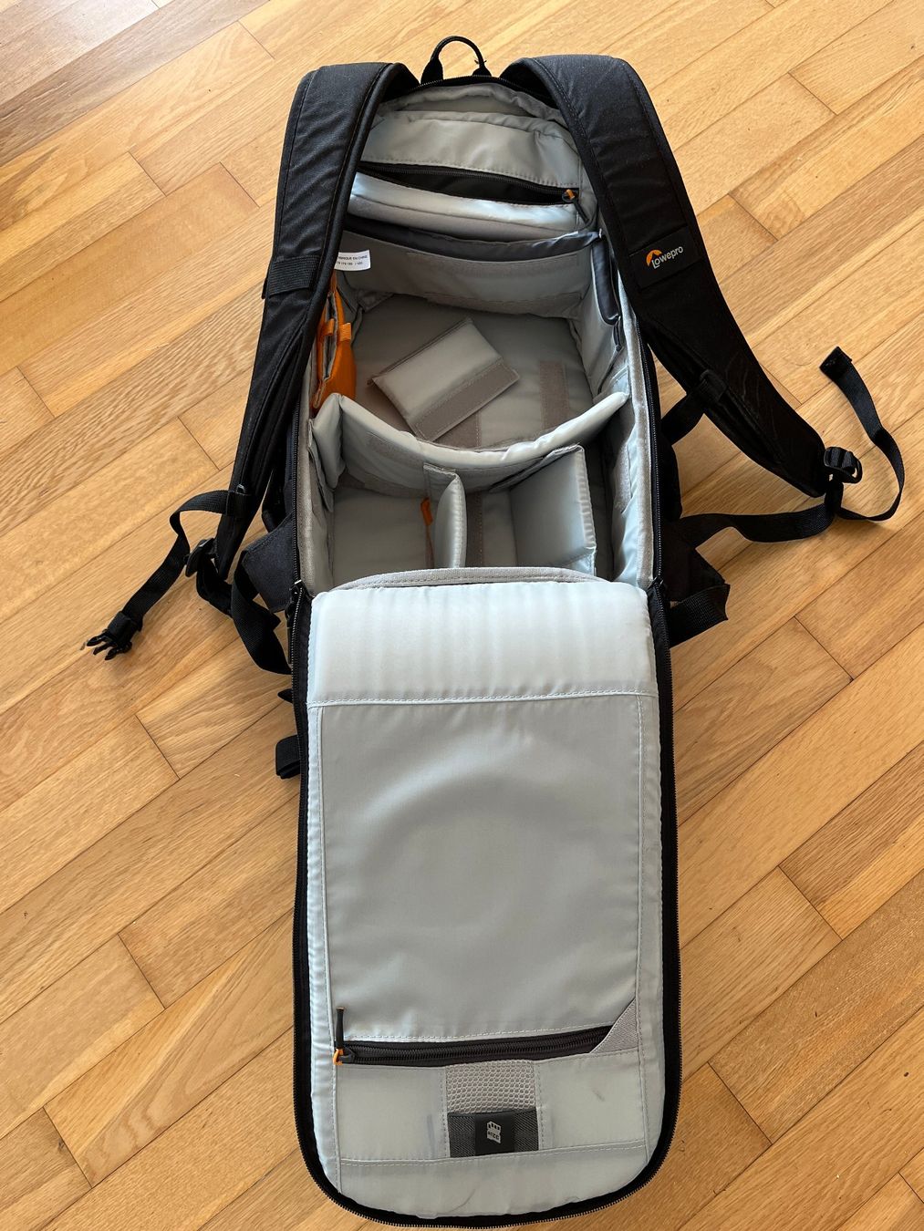 Lowepro Zaini: Lowe Pro Fotorucksack Neu – Nuovo (secondo la descrizione) da Ebikon venduto da gabi957 2