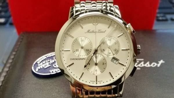 Tissot Montres: Swiss Made – Neuf avec emballage d'origine à Adliswil par prince65 1