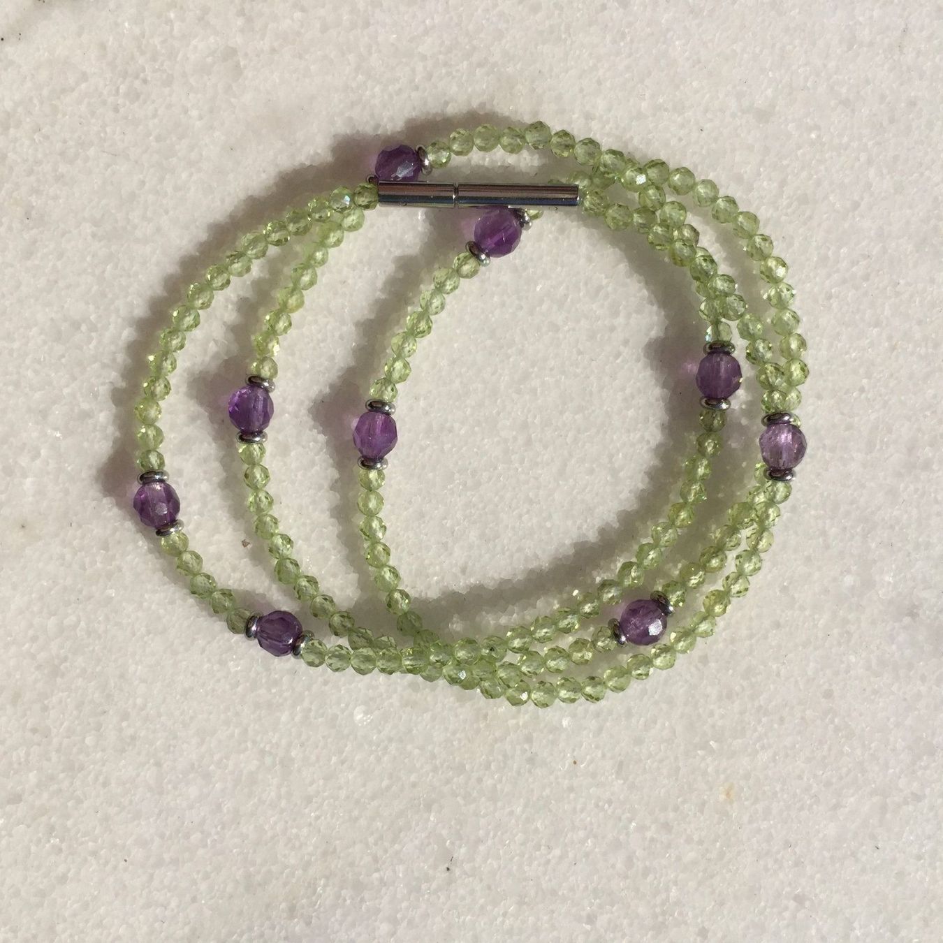 Catenine: Peridot Kette mit Amethyst – Nuovo e nell'imballaggio originale da Luzern venduto da Pegasus003