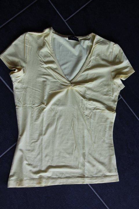 T-Shirts: T'Shirt Taifun 38 gelb – Gebraucht aus Eschenbach SG von Anisti13