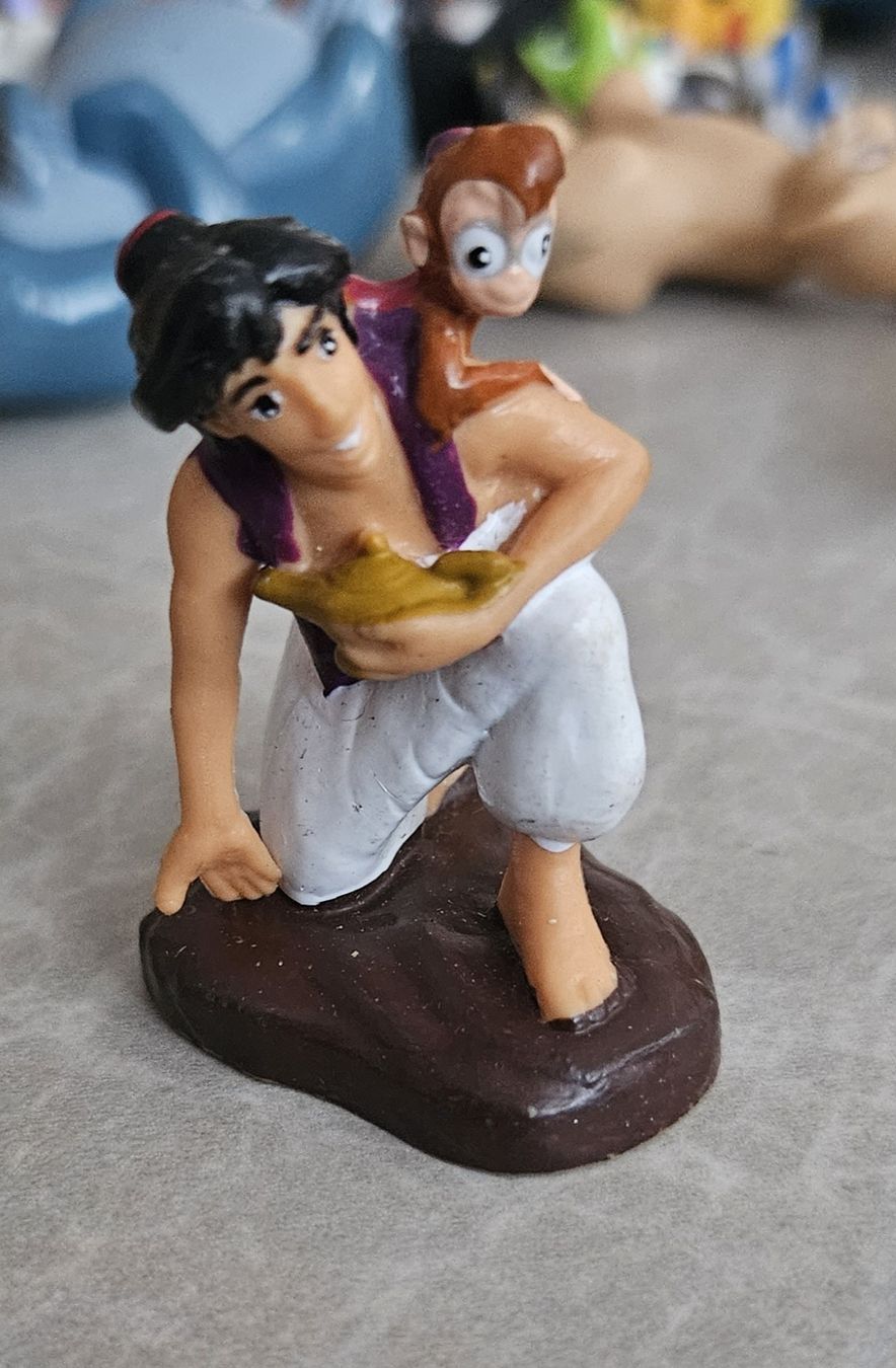 Disney Statuette: Aladdin Figur mit Affe & Wunderlampe - Sammlerstück – Usato da Schlieren venduto da Disneylover 1