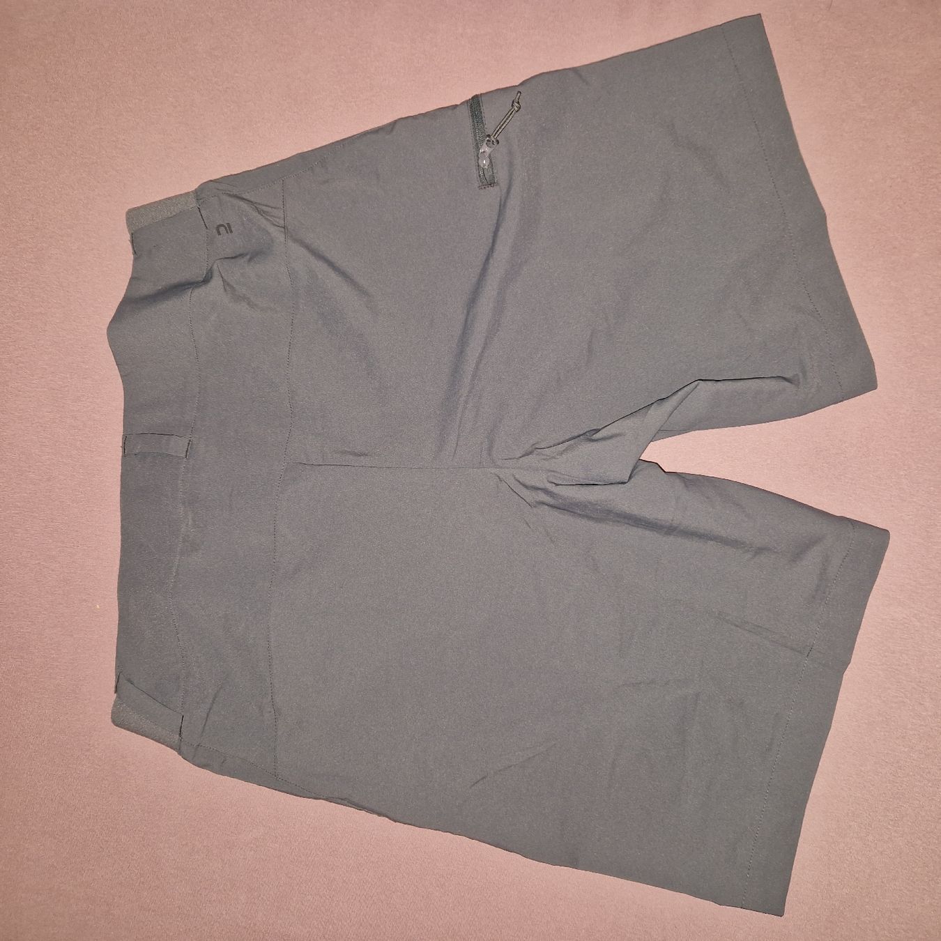 Decathlon Pantaloni: Herrenshorts Decathlon – Nuovo (secondo la descrizione) da Ostermundigen venduto da libia 1