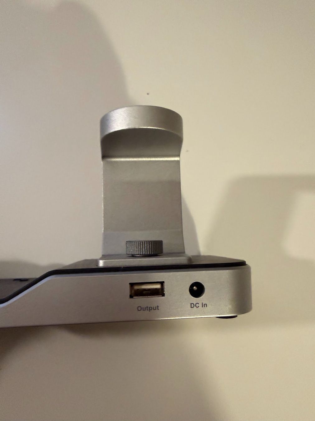 Apple Caricabatterie: Charging Dock (1 lighting, 2 wireless, 1 USB) – Usato da Zürich venduto da agg_5ttv 3