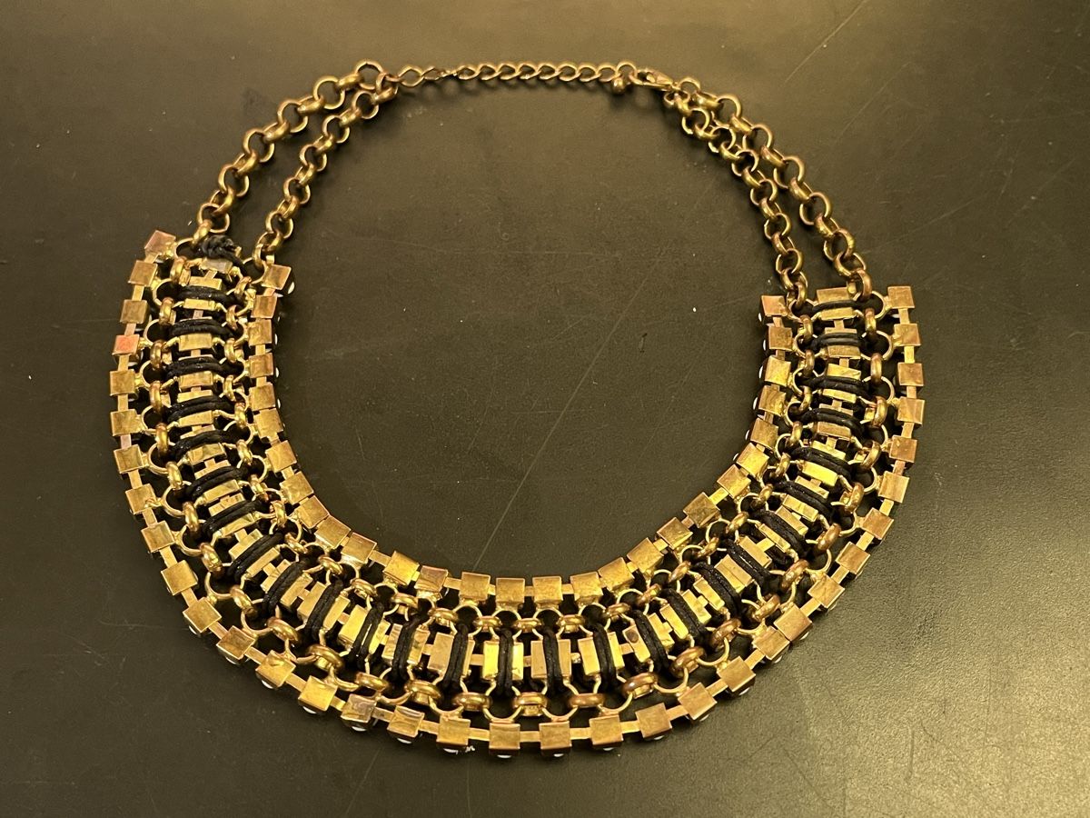 Ketten: Collier Halskette 60-er Jahre Modeschmuck – Gebraucht aus Wiesenberg von swissantik 2