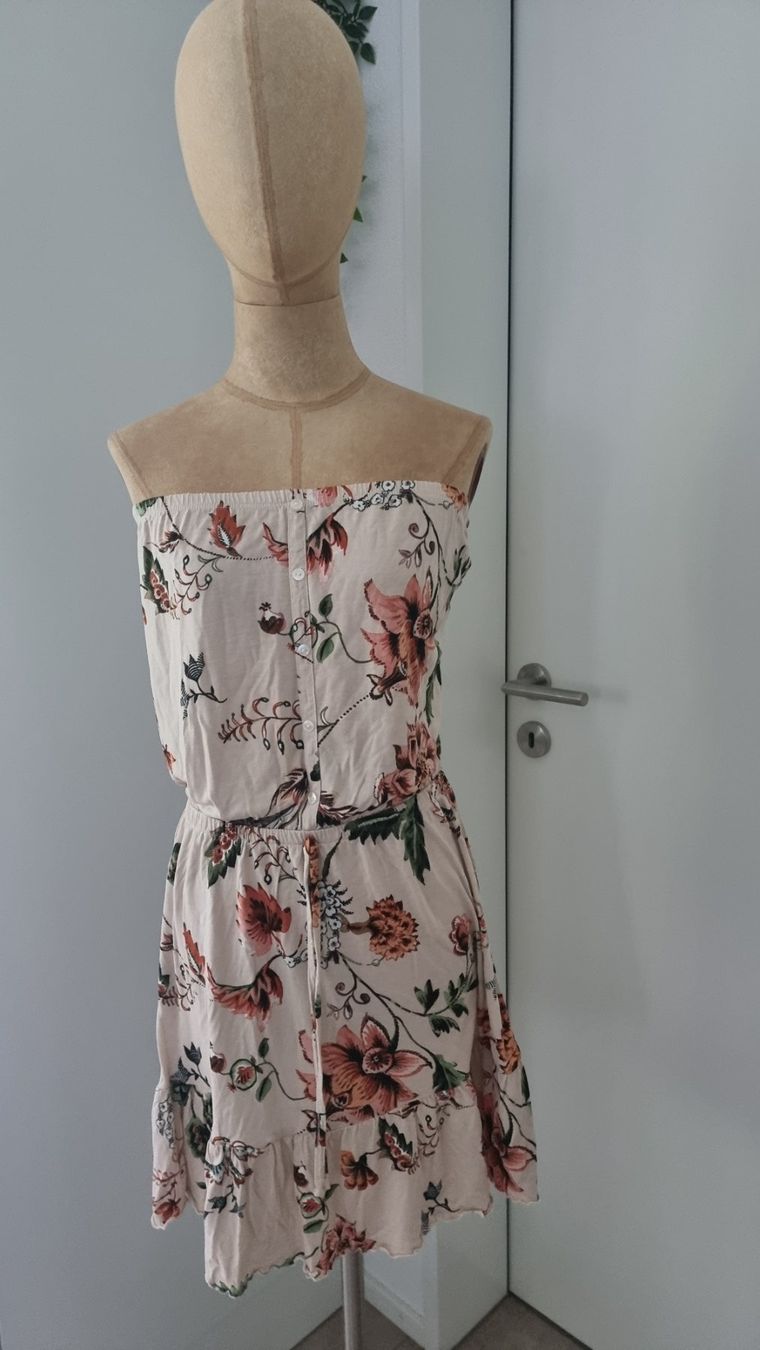 Buffalo Vestiti: Buffalo Strandkleidchen 40 neu💕 – Nuovo (secondo la descrizione) da Rüthi (Rheintal) venduto da Nicoleodion