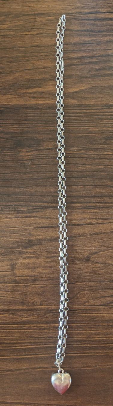 Catenine: Halskette aus Silber mit Herz-Anhänger – Usato da Sarmenstorf venduto da Mino_1888 1