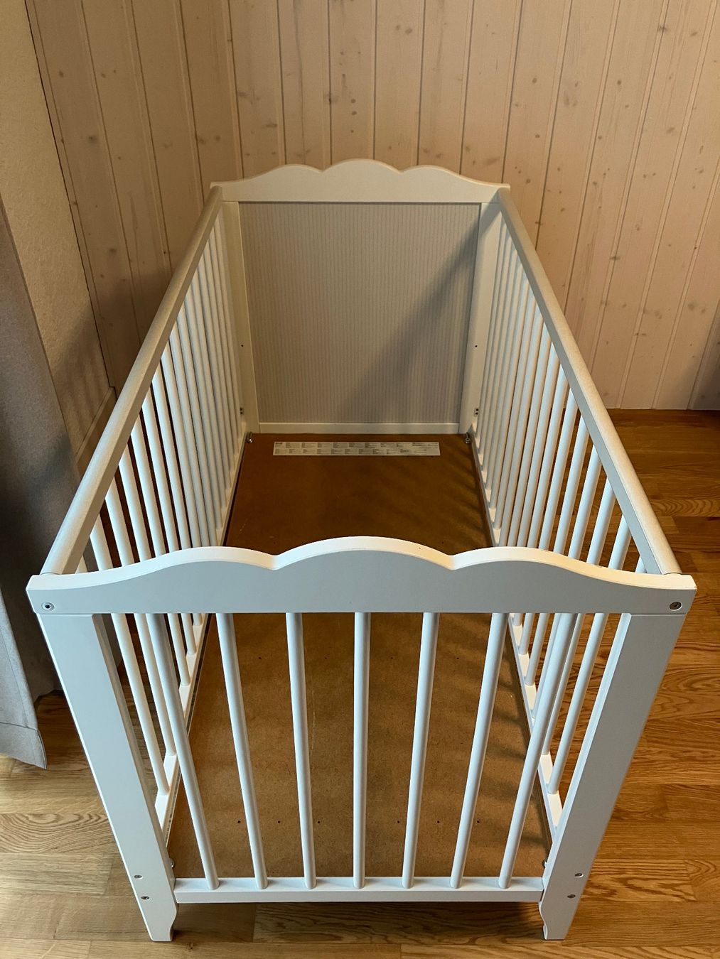 Letti: Baby Gitterbett – Usato da Rotkreuz venduto da Blackinman60 1