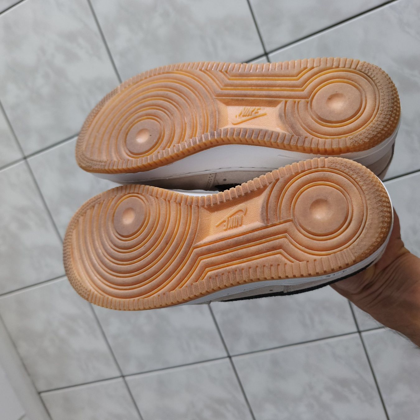 Damenschuhe: Baskets Nike Air Force 1 beige 38 – Neu (gemäss Beschreibung) aus Neuchâtel von yba_9xgy 5