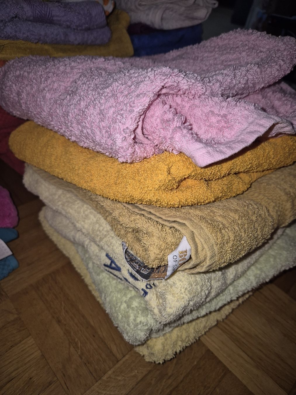 Badetücher: Badtuch, Handtuch, Waschlappen – Gebraucht aus Aesch BL von sar_j59l 3