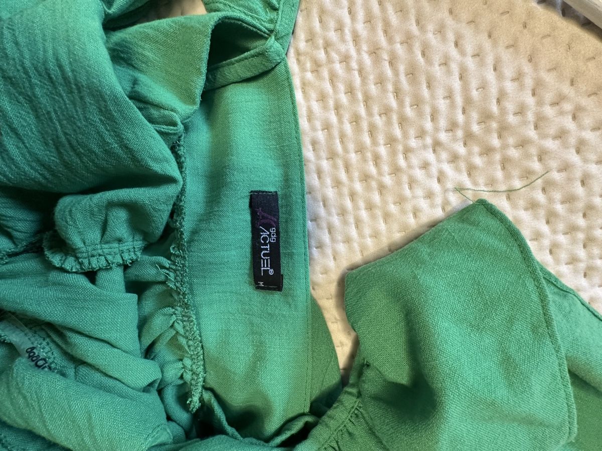Vestiti: Kleid Gr M – Usato da Volketswil venduto da Sina008 2