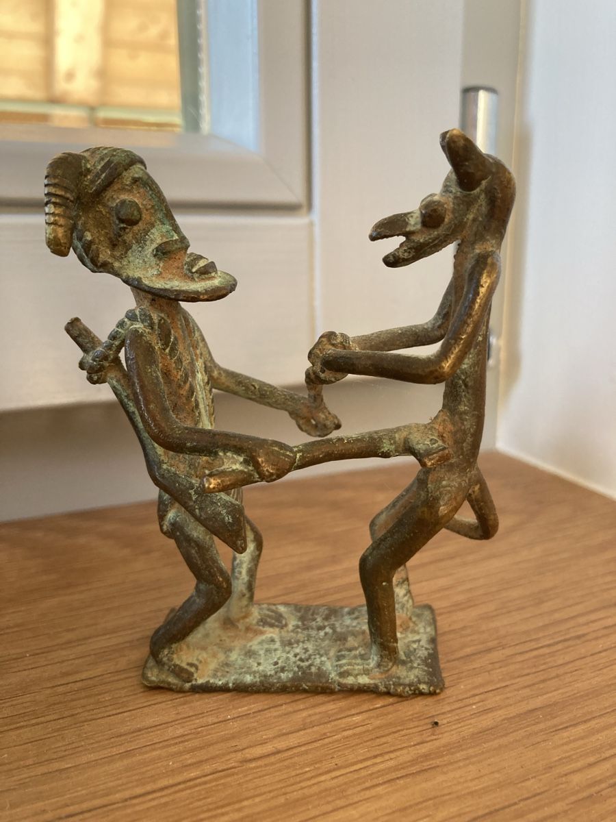 Statuette: Afrikanische Bronzefigur aus Mali – Nuovo (secondo la descrizione) da Bolligen venduto da abara1