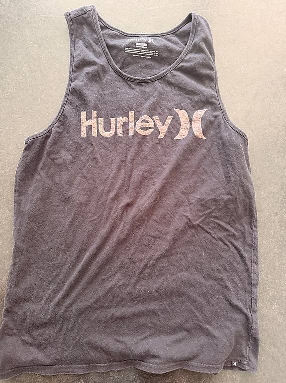 T-shirts: Tank top hurley  – D'occasion à Zürich par sua_8b9h