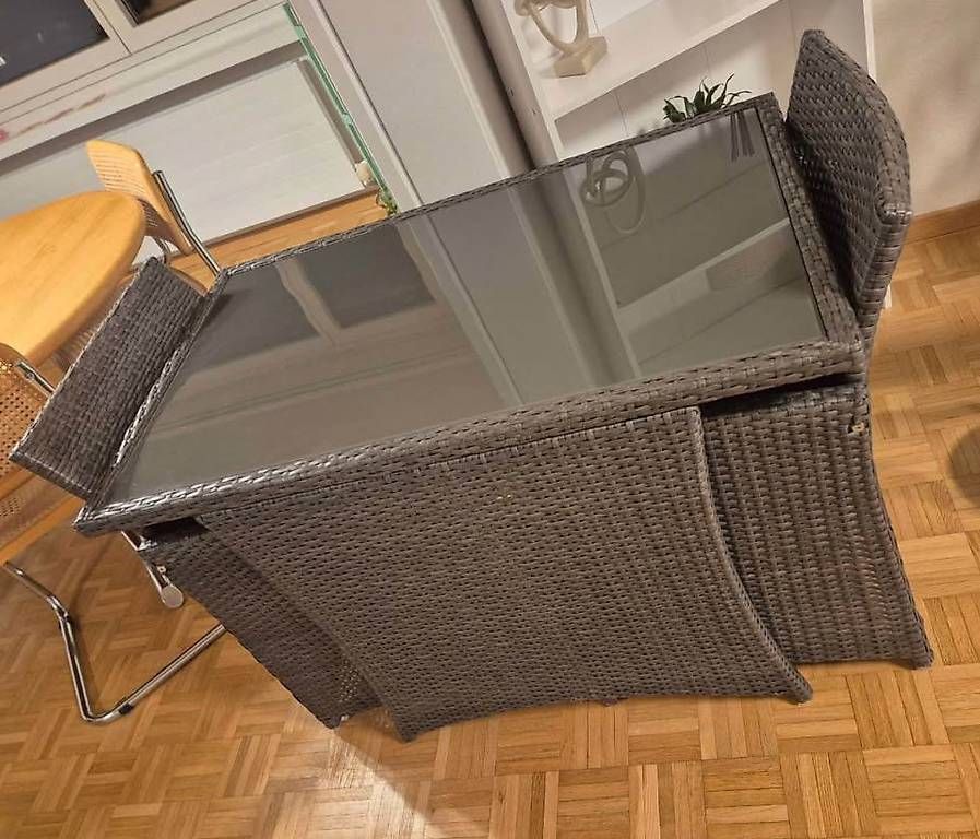 Set de table et chaises: Lounge set- Tisch & 2 Stühle – D'occasion à Hausen AG par sus_5fgn