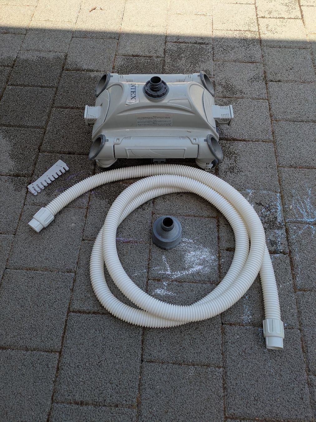 Intex Accessori per Piscine: Intex Poolroboter Poolreiniger – Usato da Bubendorf venduto da Ottimat