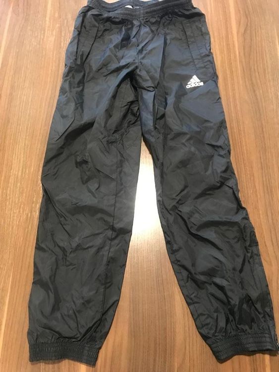 Adidas chino hotsell joggers kinder