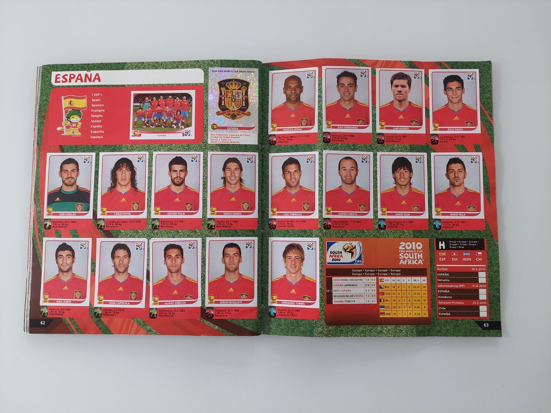 Panini Alben: Album Panini World Cup 2010 – Gebraucht aus Signy von oli_sn9g 2