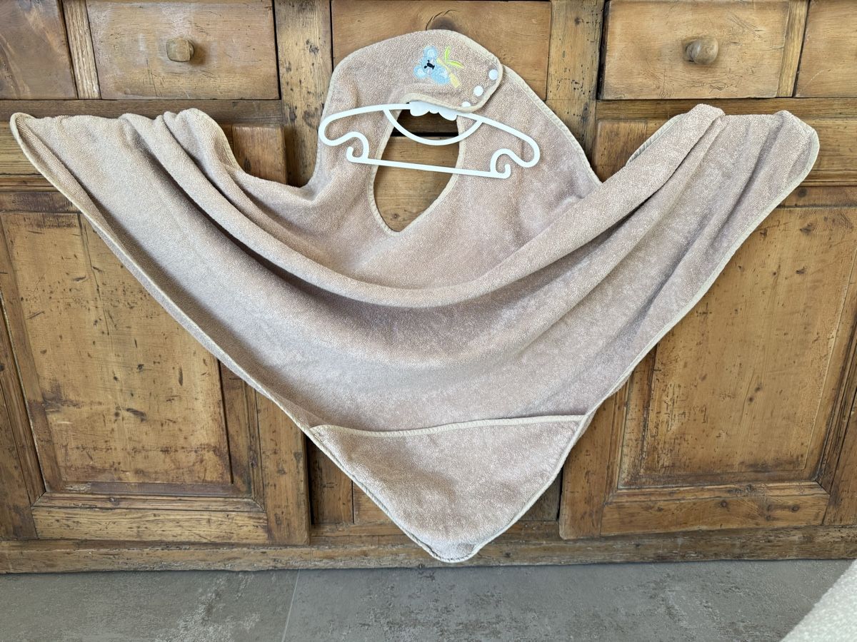 Teli da bagno: Cape de bain pour bébé avec tour de cou – Nuovo e nell'imballaggio originale da Vésenaz venduto da mar_xpz7 3
