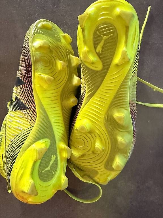 Scarpe per ragazzi: Fussballschuhe Puma Grösse 35 – Usato da Münsingen venduto da Didu3879