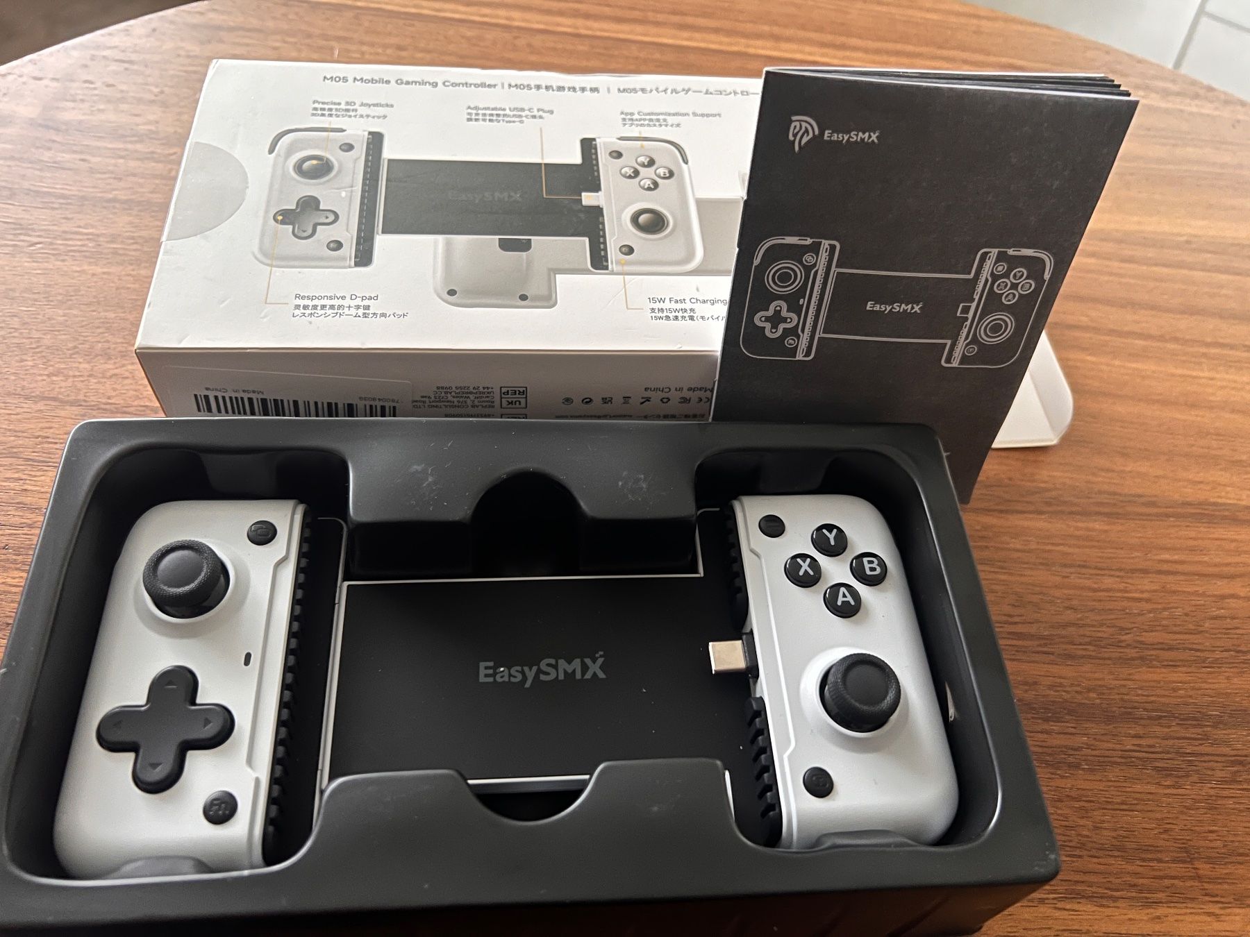 Controller: EasySMX Mobile Gaming Controller - Like New! – Usato da Turbenthal venduto da Sert88
