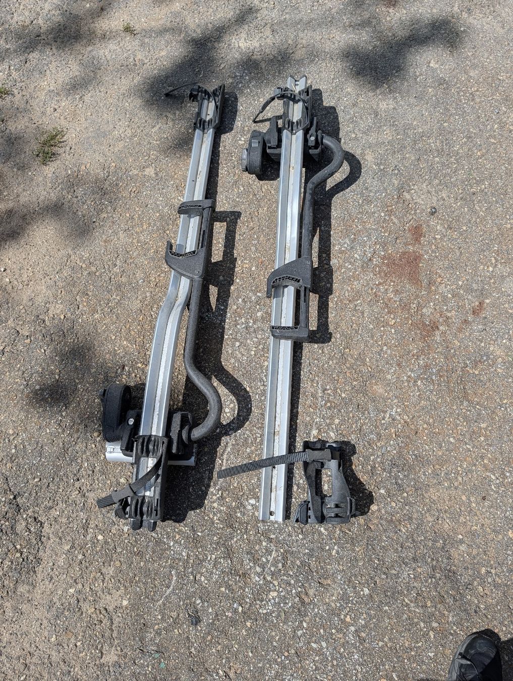 Thule Portapacchi: Porte-vélos Thule 2 pces  – Usato da Orvin venduto da ffmottet 2