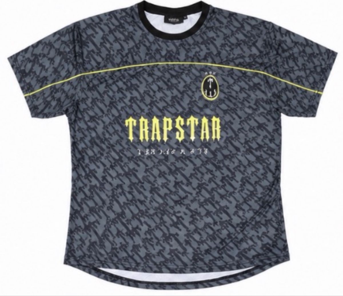 Trapstar Canottiere & Pantaloni: TRAPSTAR TRIKOT – Usato da Sargans venduto da DAILY_VNTD