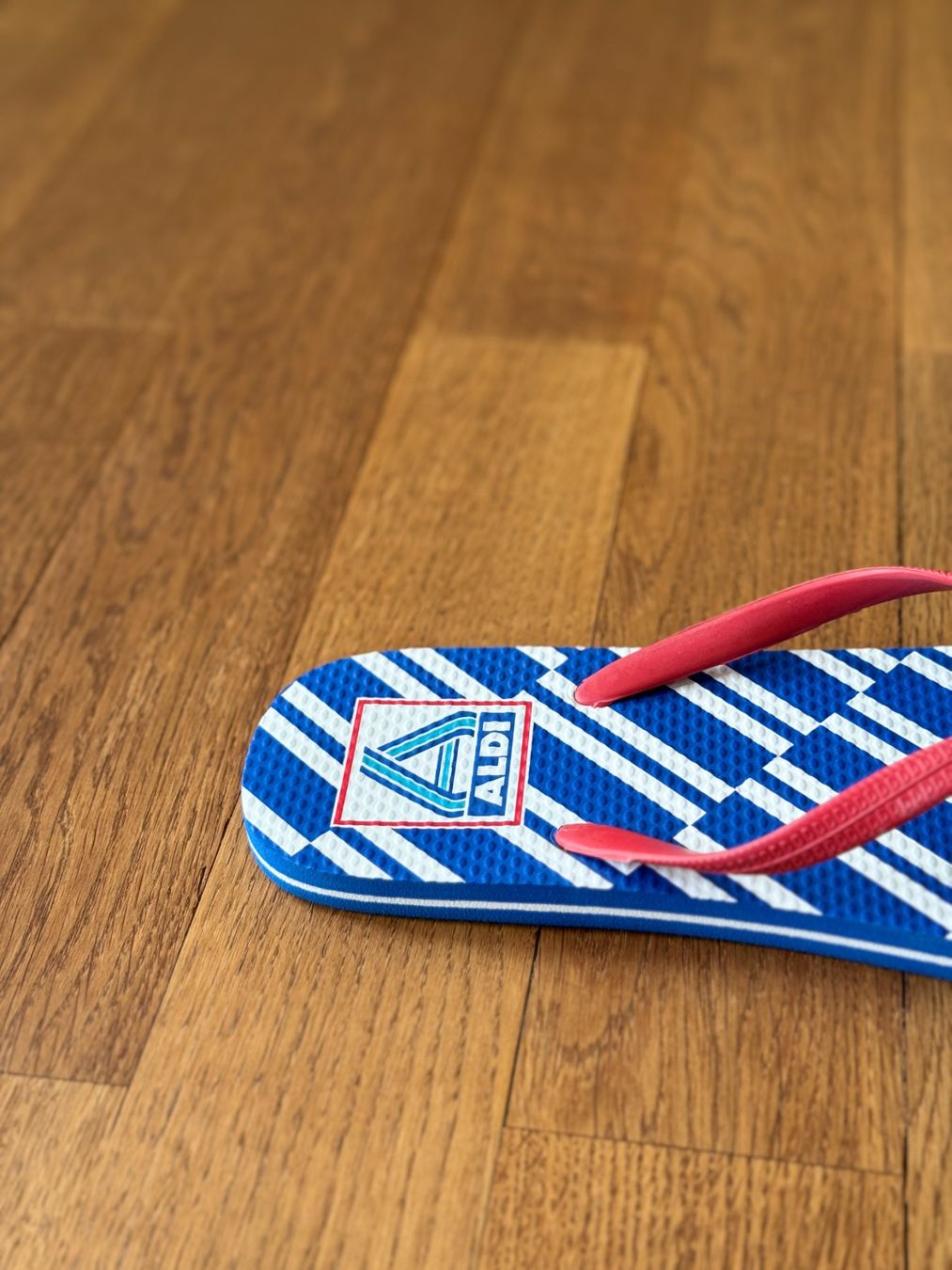 Herrenschuhe: Aldi FlipFlops Grösse 42, ungetragen – Neu (gemäss Beschreibung) aus Riehen von lor_d5w8 3