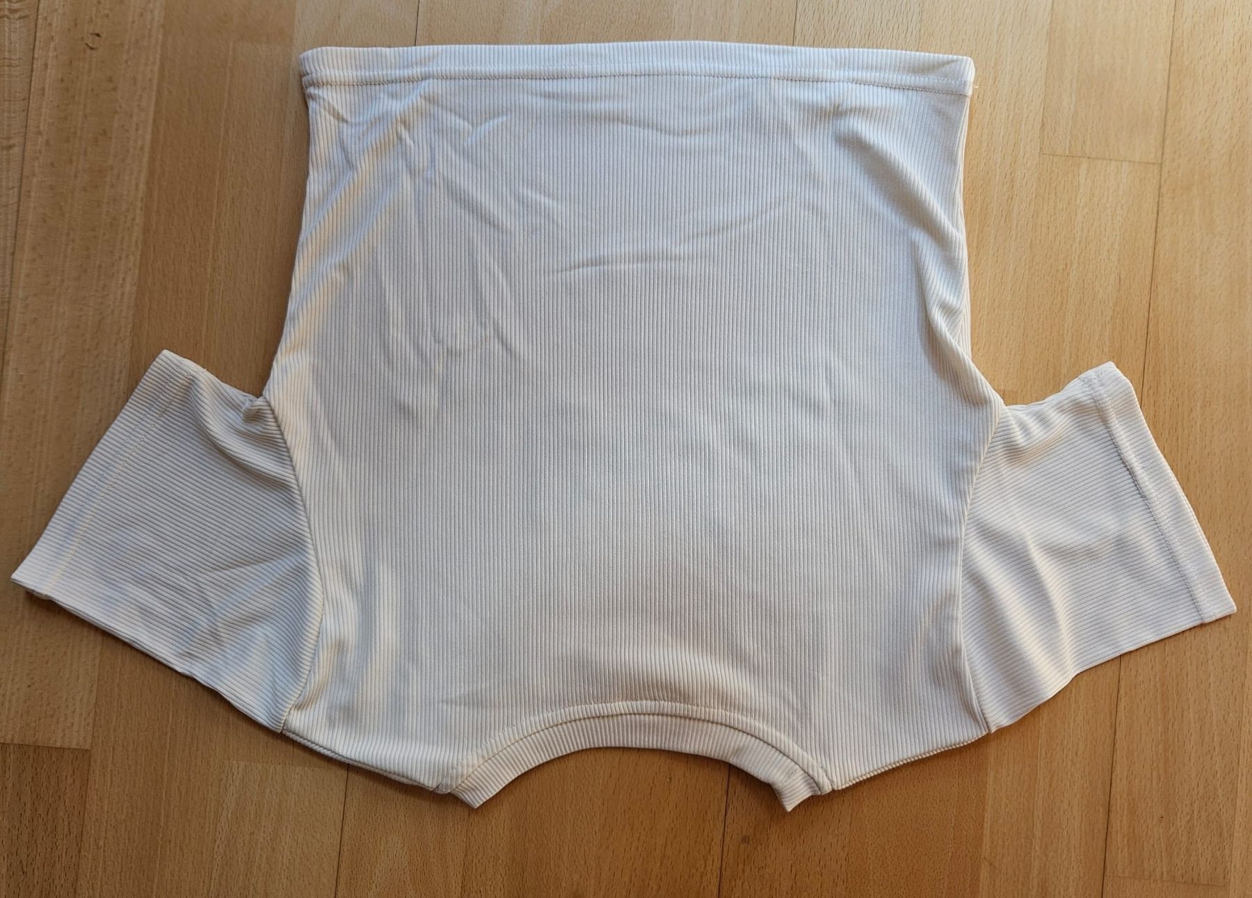 T-Shirts: Damen T-Shirt – Gebraucht aus Widnau von tim_y9wz 1