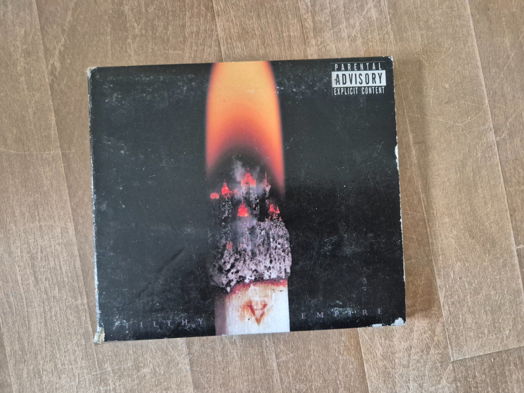 CD: Musik CD: Heaven's Basement - Filthy Empire – Usato da Liebefeld venduto da 2tehand