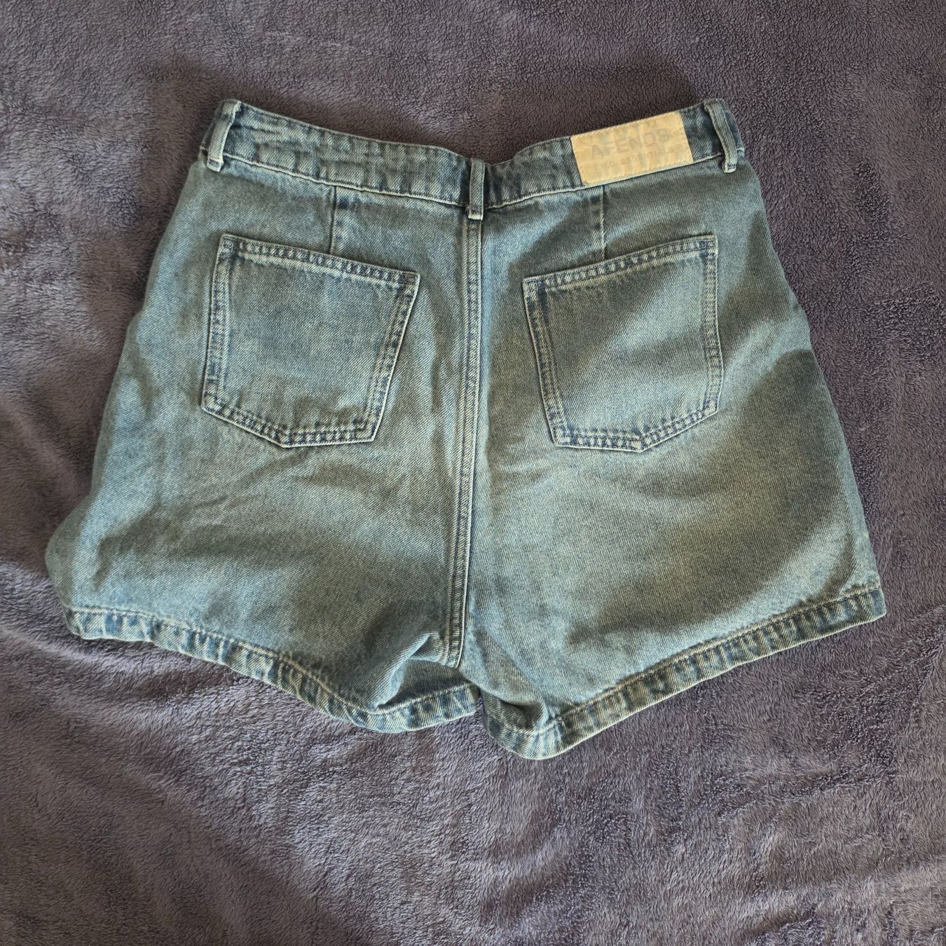 Pantaloni: Afends "Seventy Threes" W28 – Nuovo (secondo la descrizione) da Fehraltorf venduto da shiilaa.hoot 1