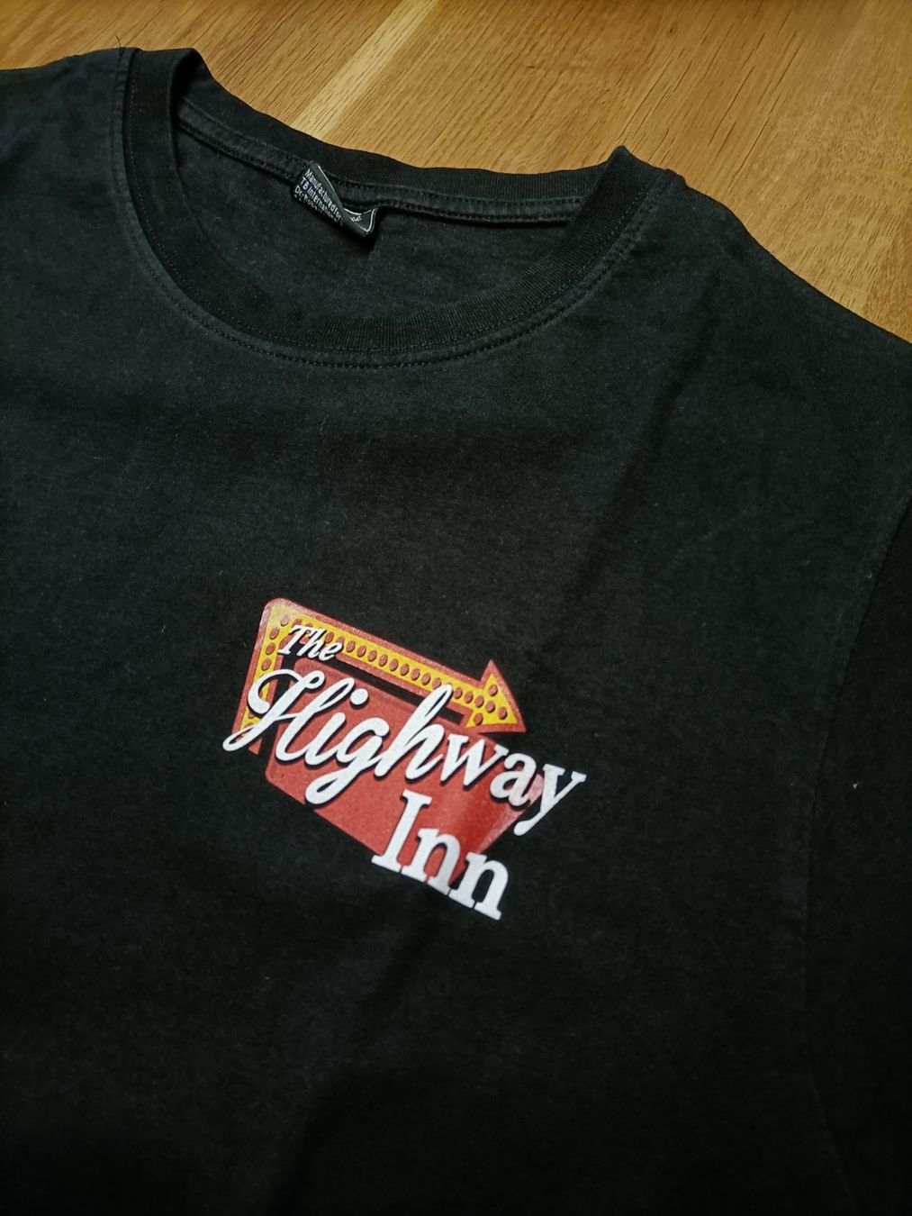 T-Shirts: Mister Tee T-Shirt Grösse M, schwarz – Gebraucht aus Rotkreuz von Dima8 3