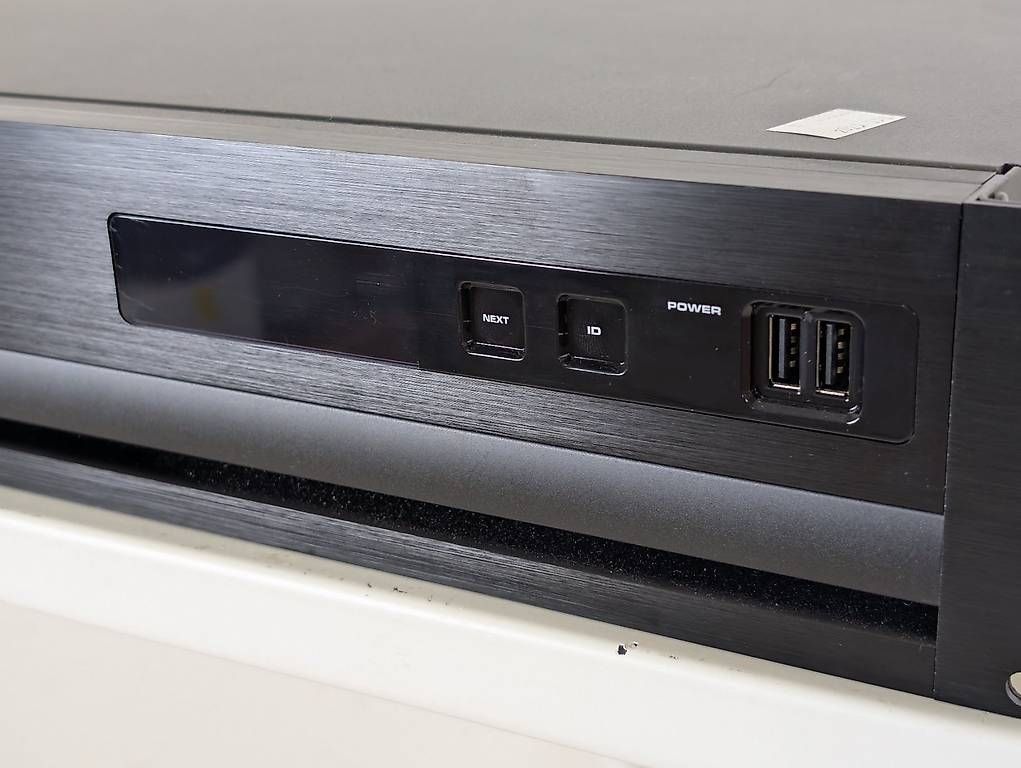 Server: Q-Sys Core 510i inkl Dante Karte UCI + Scripting – Usato da Winterthur venduto da Gemini235000 1
