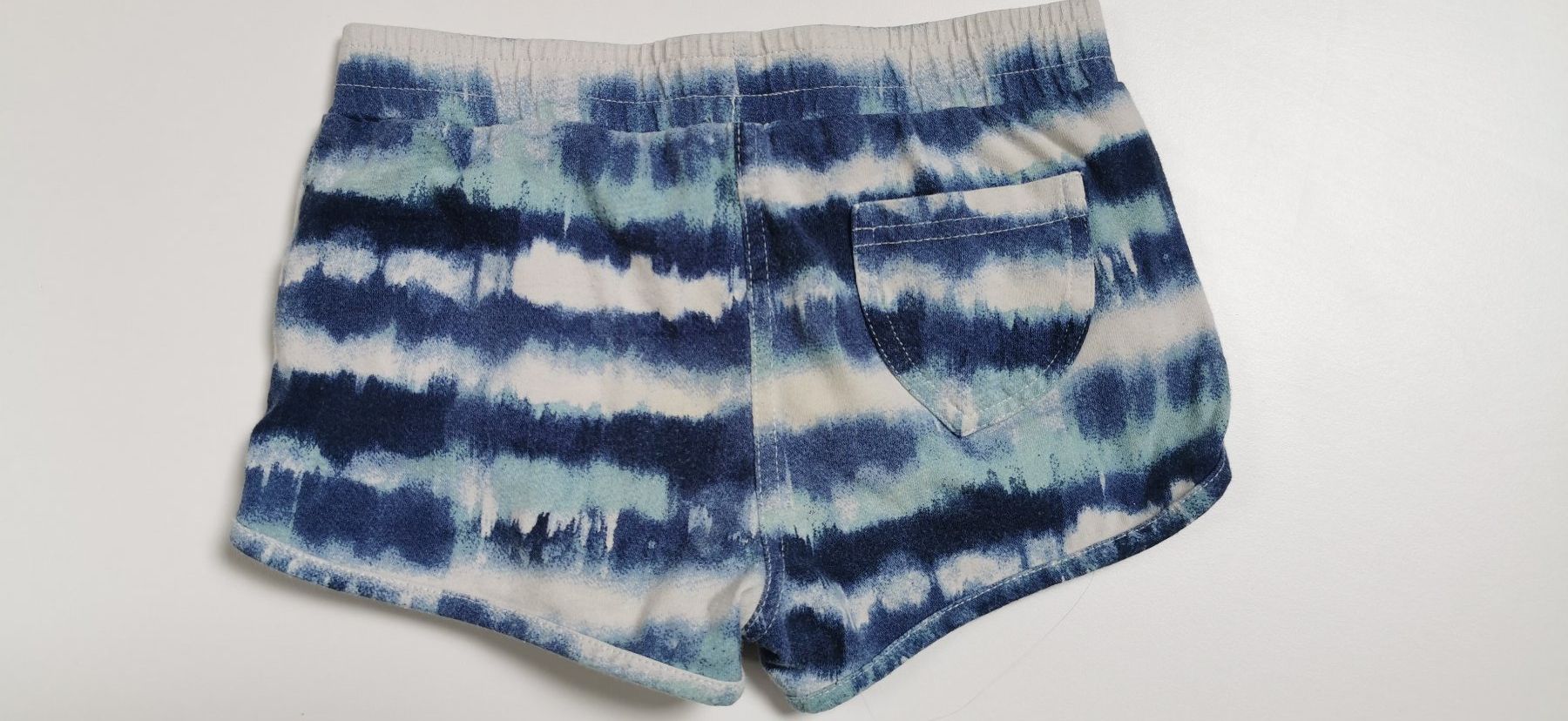 C&A Pantaloni: Süessi Sommer Shorts, Grösse 110 – Usato da Langendorf venduto da Laedi6 1