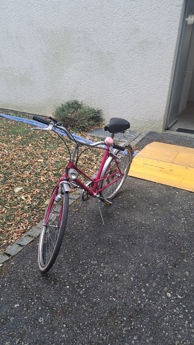 Velos: Damenvelo pink Retro  – Gebraucht aus Pratteln von samurai016 1