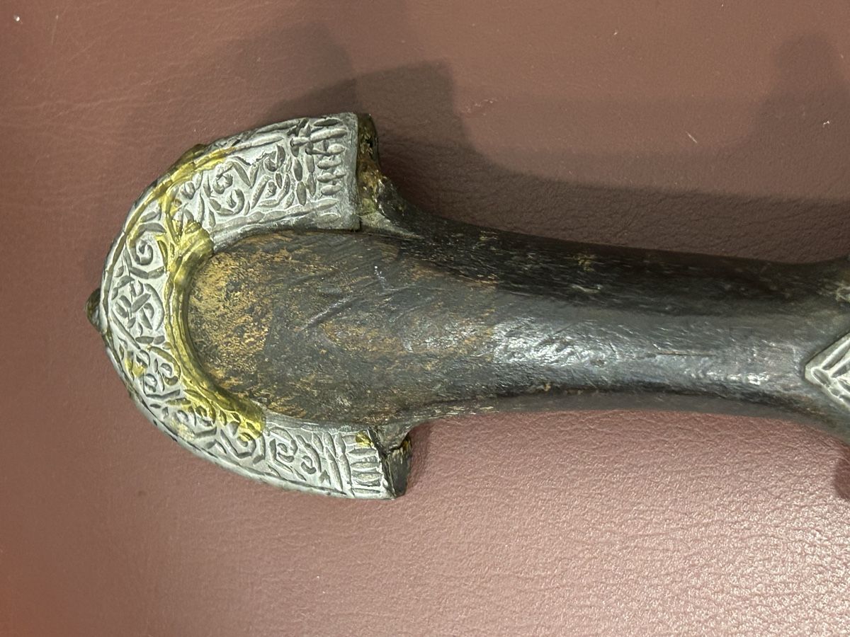 Posate: Dolch verziert mit handgefertigter Metallscheide – Usato da Losone venduto da del_yh97 6