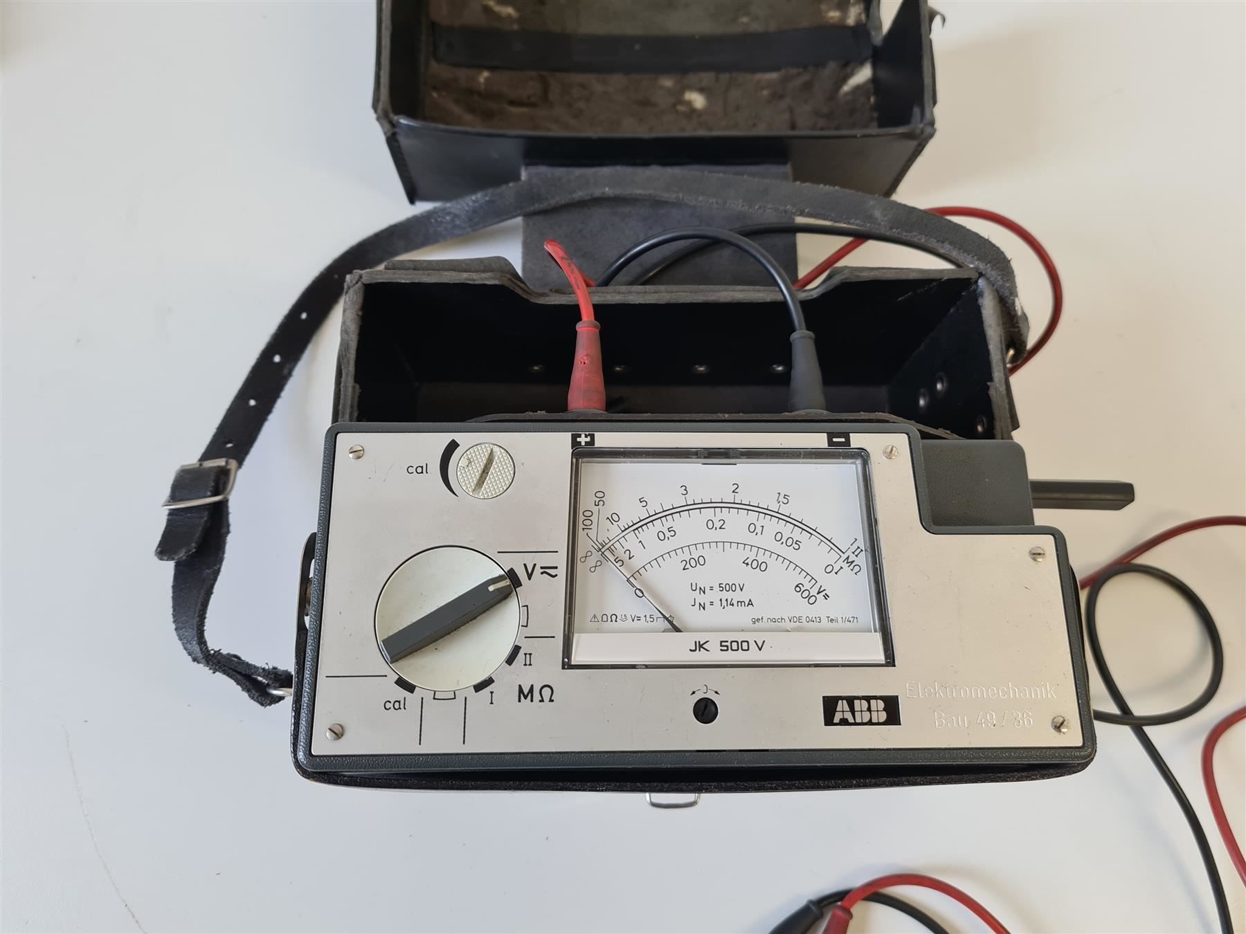 Accessori da laboratorio: Vintage ABB Isolationsmesser JK 500v – Usato da Niederdorf venduto da LeptonAG_Labor 1