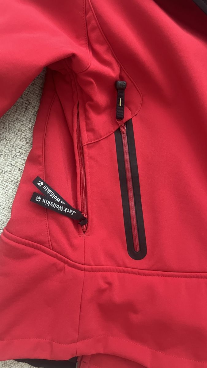 Jack Wolfskin Giacche: Jack Wolfskin Softshell Jacke, Damen Grösse M, Rot! – Usato da Zollikerberg venduto da Chita440 5