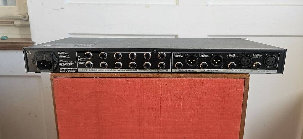 Strumenti musicali: Alto HPA6 Headphone Amplifier – Usato da Weinfelden venduto da kie_q2nd 1