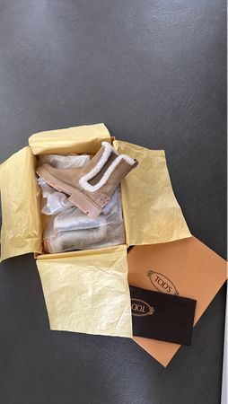 Tod's Winterstiefel Grösse 42.Neu mit Box! Trendig!