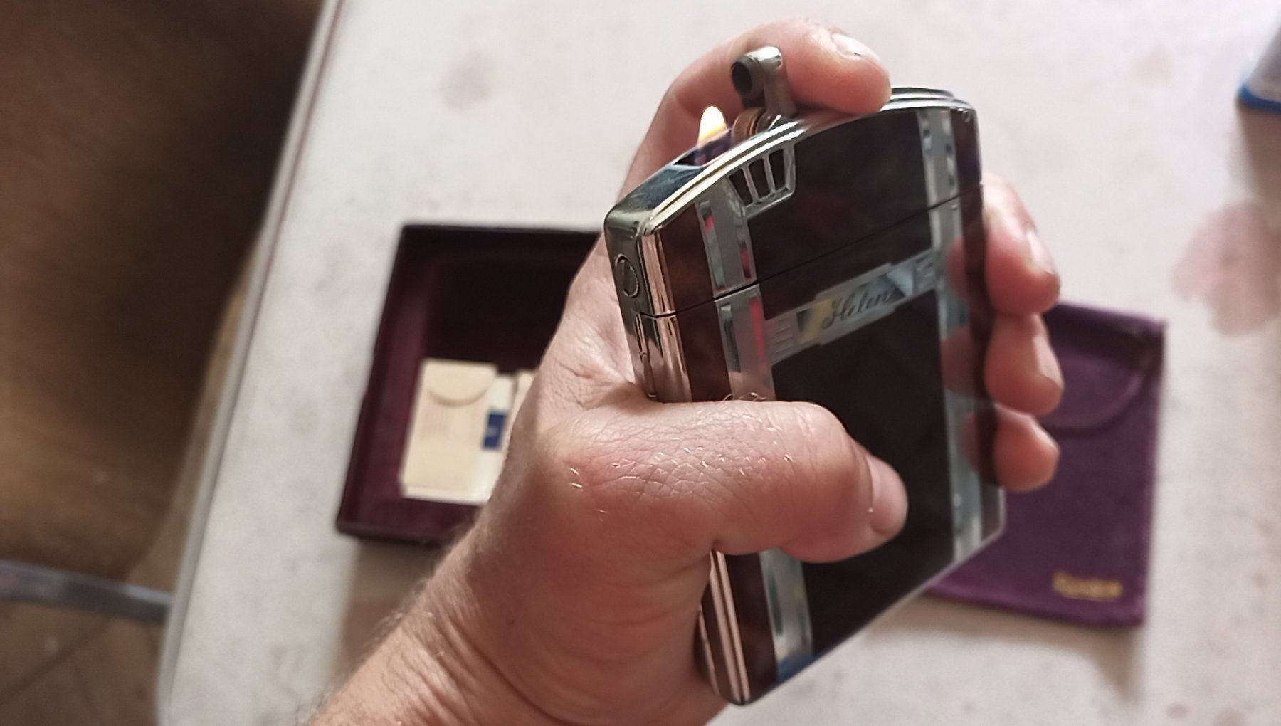 Ronson Accendini: 2 Ronson Zigaretten Feuerzeug Etui – Usato da Zürich venduto da zmizmi 4