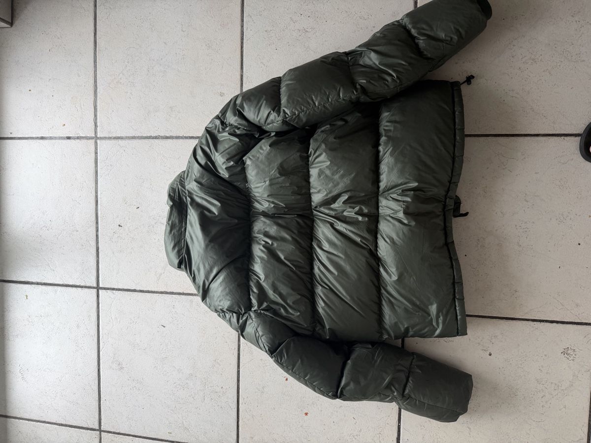 Armani Giacche: Armani Exchange Olive Puffer Jacket - Warm and Stylish! – Usato da winterthur venduto da iva_j2h5 2