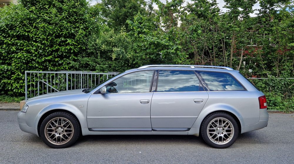 Audi S6 quattro Avant C5  4