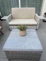 Hochwertige Outdoor Lounge Sofa inkl. Tisch 