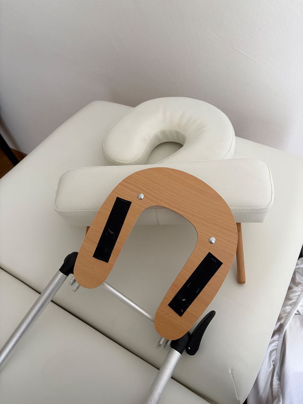 Chaises longues: Massageliege/Kofferliege – D'occasion à Bäch SZ par Dackel007 2