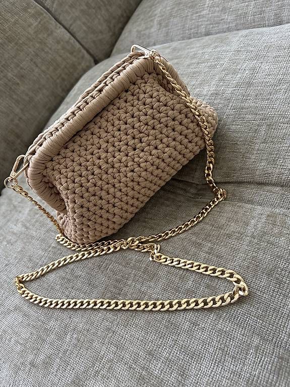 Borse da donna: Selbst gehäkelte Clutch Bag – Nuovo (secondo la descrizione) da Hinwil venduto da camposlu 2