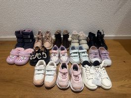 Kinderschuhe Gr. 24/25