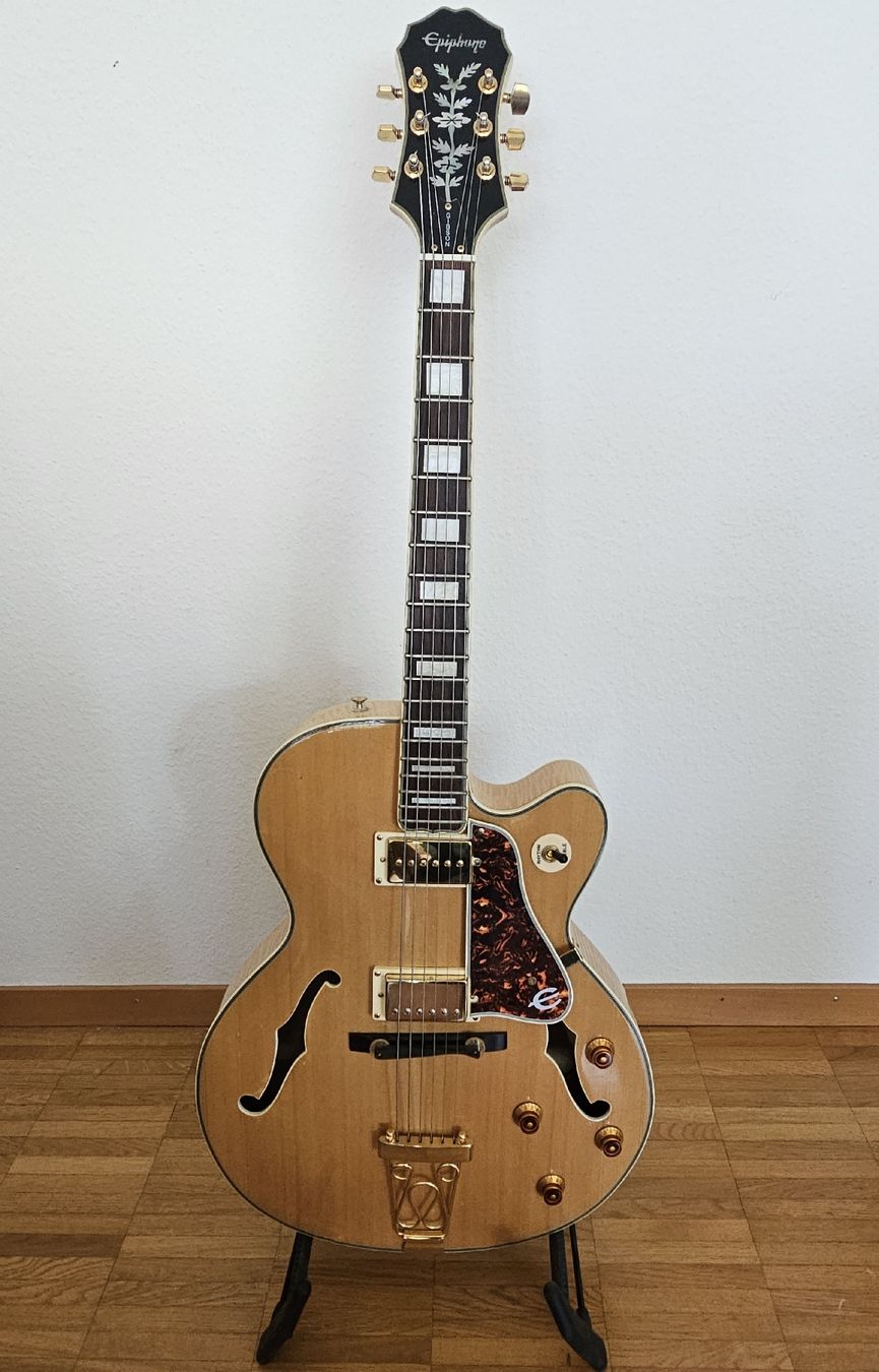 Epiphone Strumenti musicali: Epiphone Pre Joe Pass Emperor, frisch ab Service – Usato da Spreitenbach venduto da sgraffito 1
