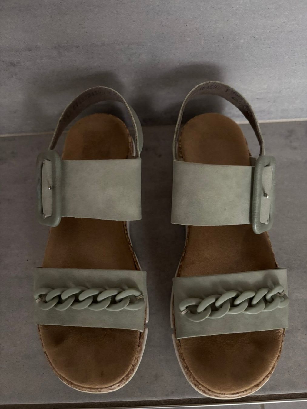 Rieker Scarpe da donna: Rieker Sandalen helles kaki - Grösse 37 – Usato da Kleinandelfingen venduto da Baba23 1
