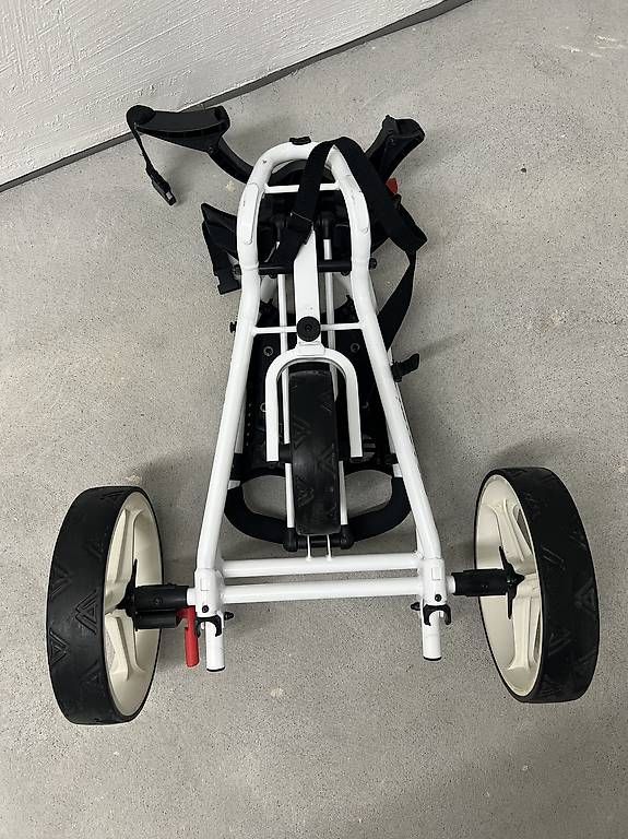 Big Max Trolleys: Big Max Autofold X 3-Rad Golftrolley – Gebraucht aus Unterengstringen von yul_tq85 3