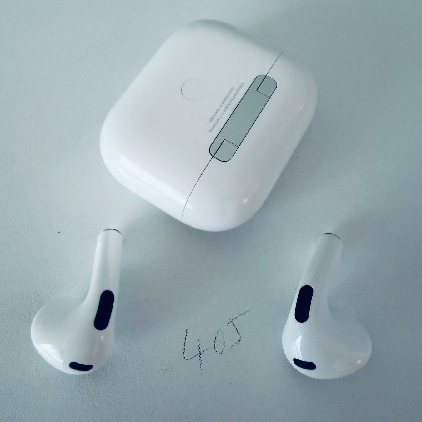 Apple Cuffie: Original Apple AirPods 3 Gen. Kopfhörer mit Wireless Case – Usato da Basel venduto da MY.AIRPODS.SHOP 6